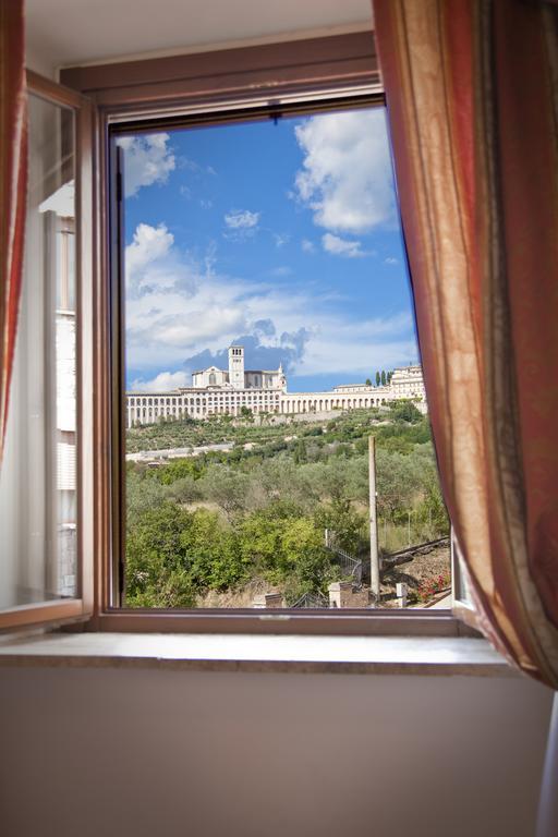 Assisi Garden Hotel Exterior photo