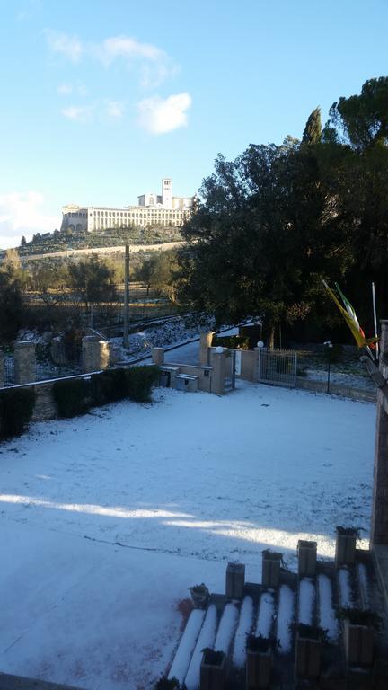 Assisi Garden Hotel Exterior photo