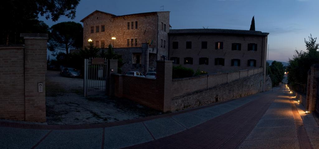 Assisi Garden Hotel Exterior photo