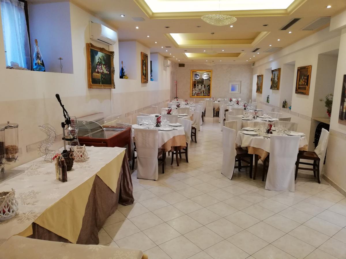 Assisi Garden Hotel Exterior photo